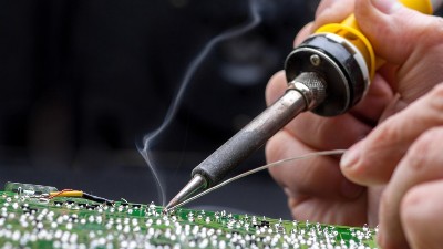 带您详细了解焊锡烟雾净化器生产厂家，东莞执信环?？萍?。